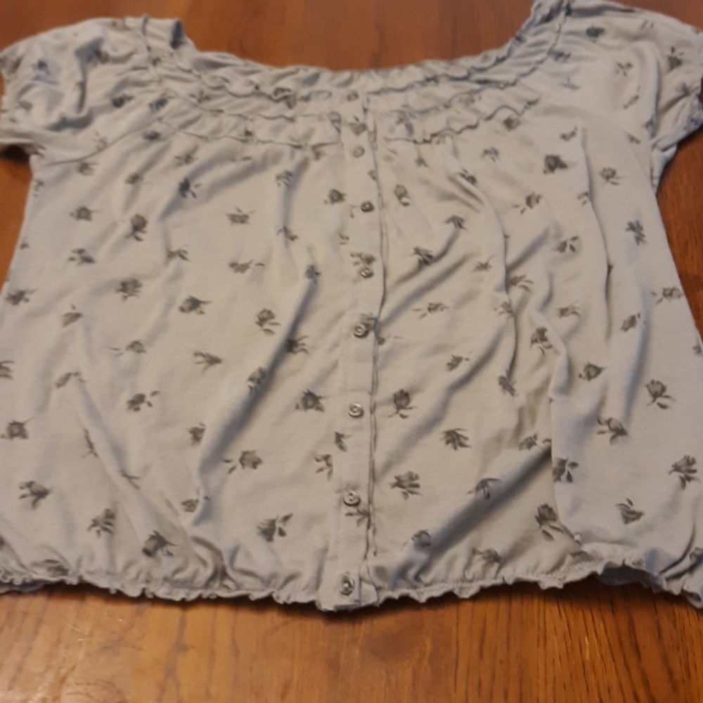 American Eagle Outfitters ladies top